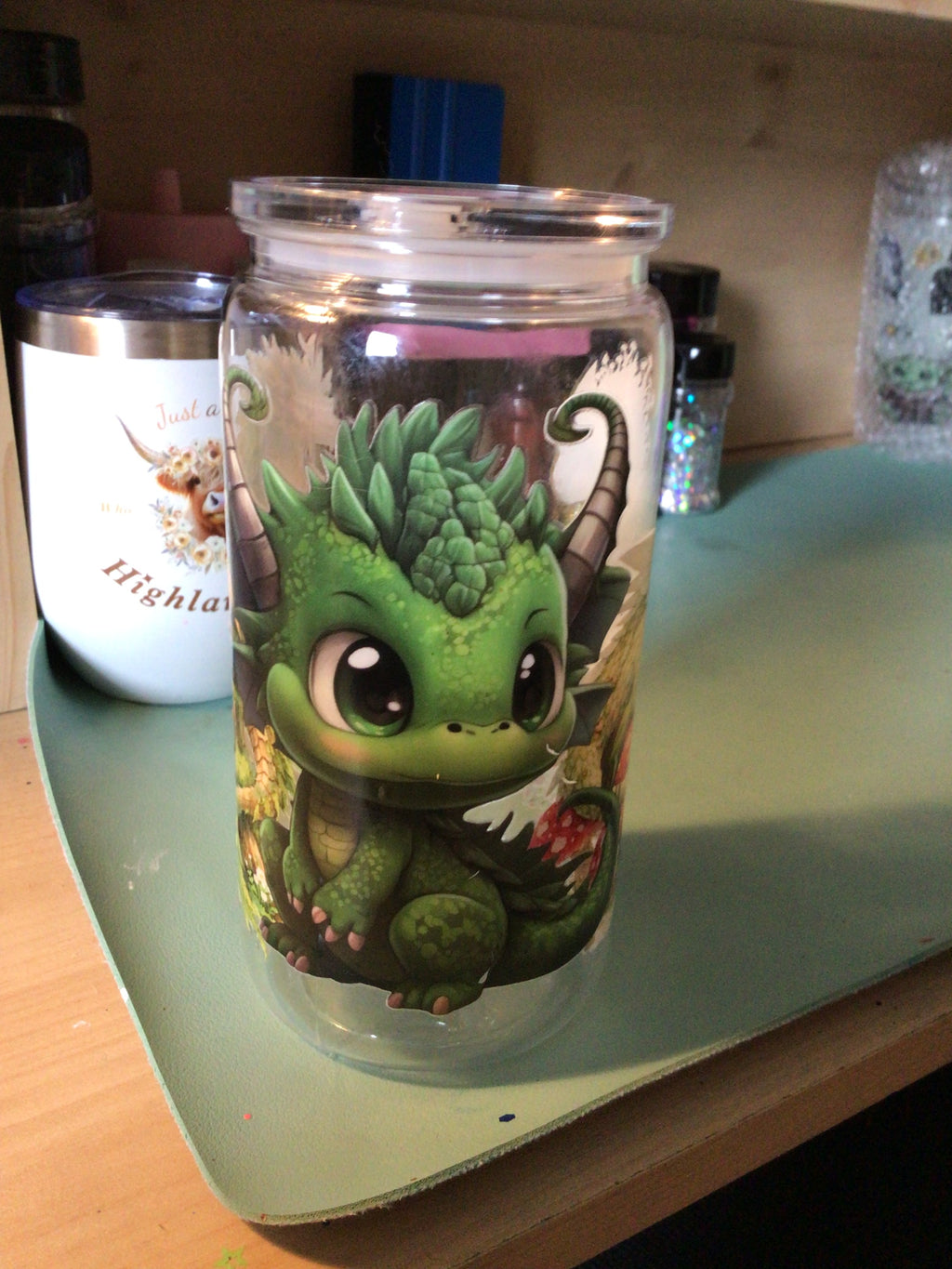Dragon tumbler