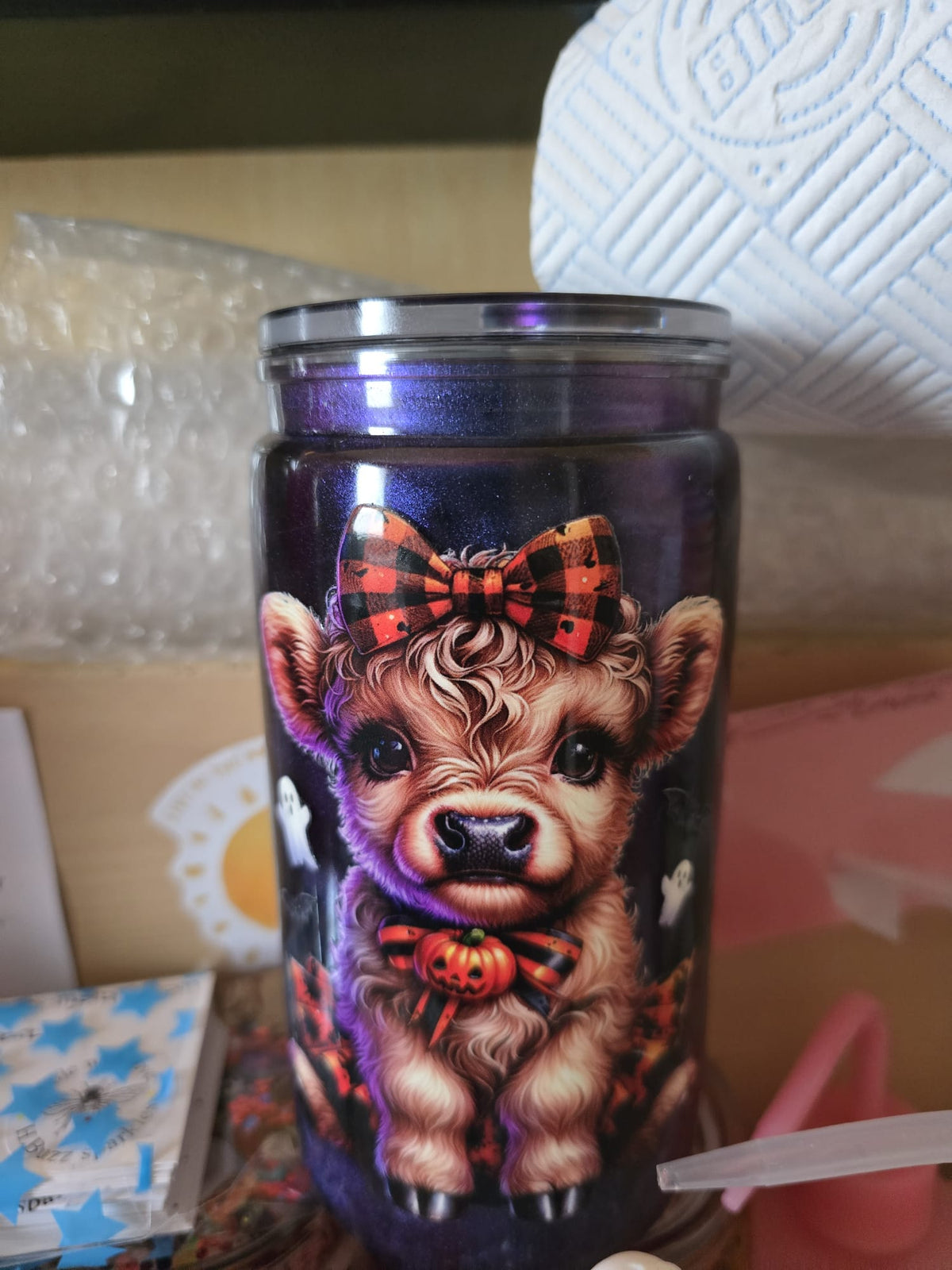 Stunning colour changing highland cow tumbler